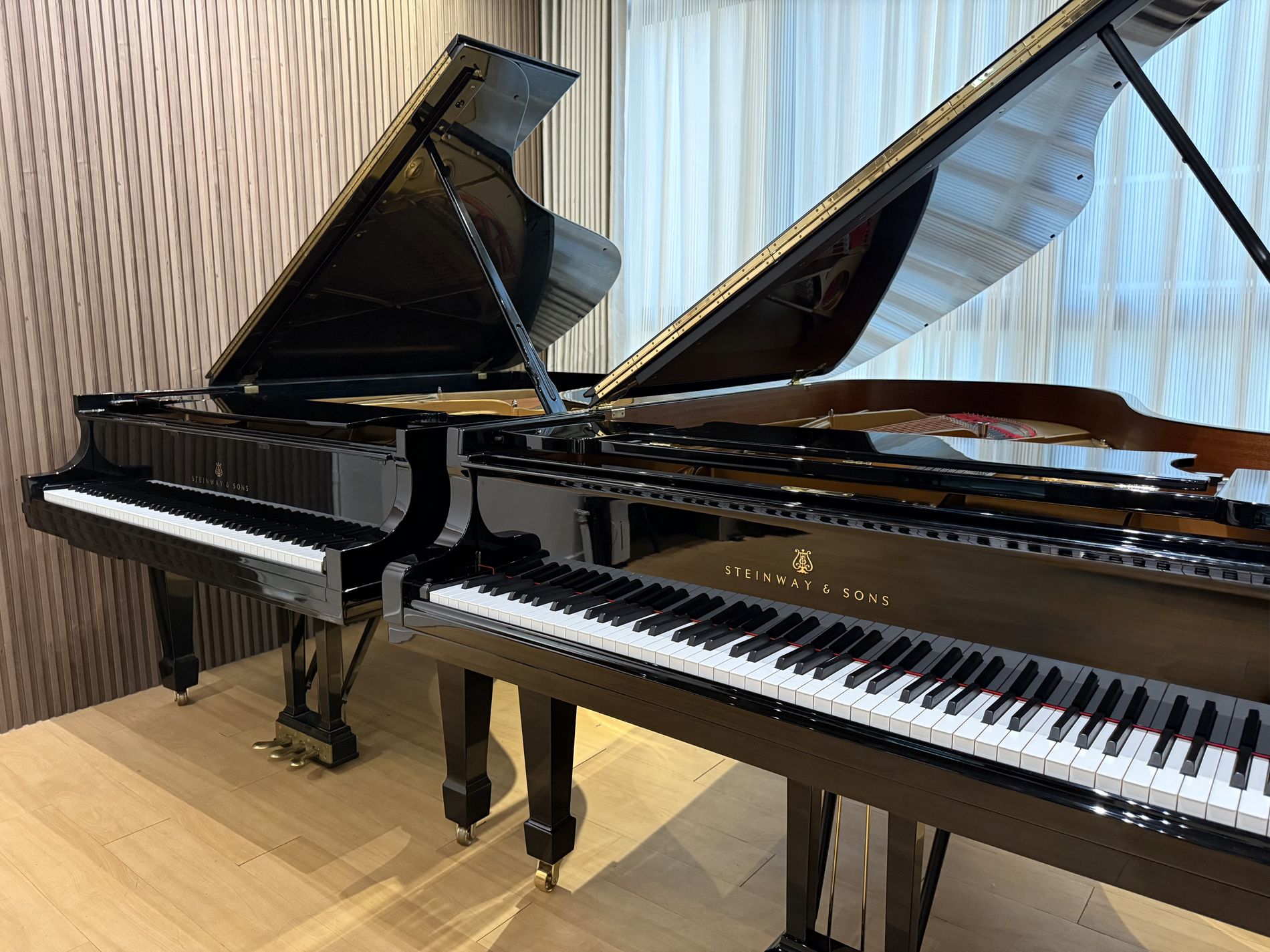 Two Steinway B211 grand pianos duo piano session at Studio Tableau